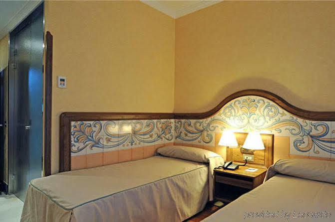 Sea Flower Hotel Дананг Екстер'єр фото