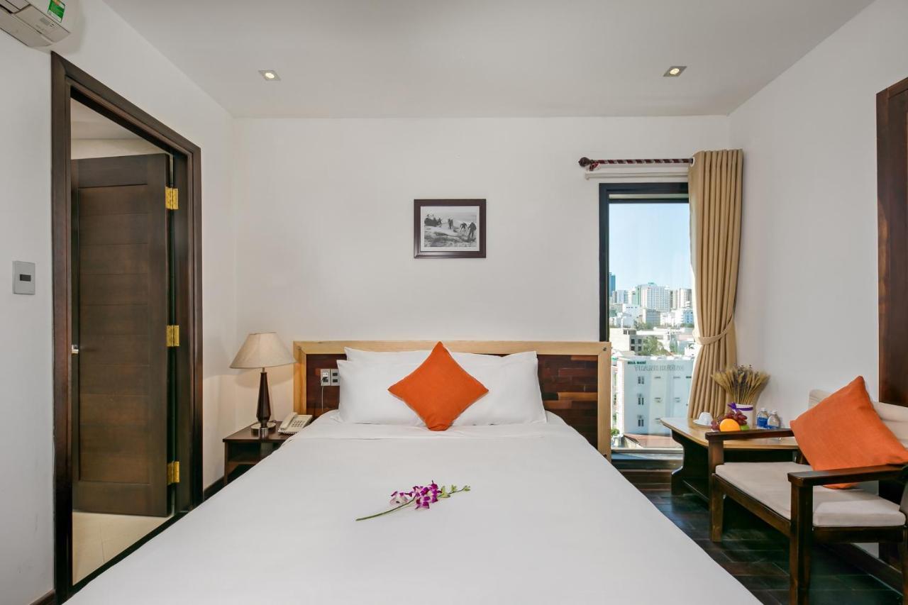 Sea Flower Hotel Дананг Екстер'єр фото